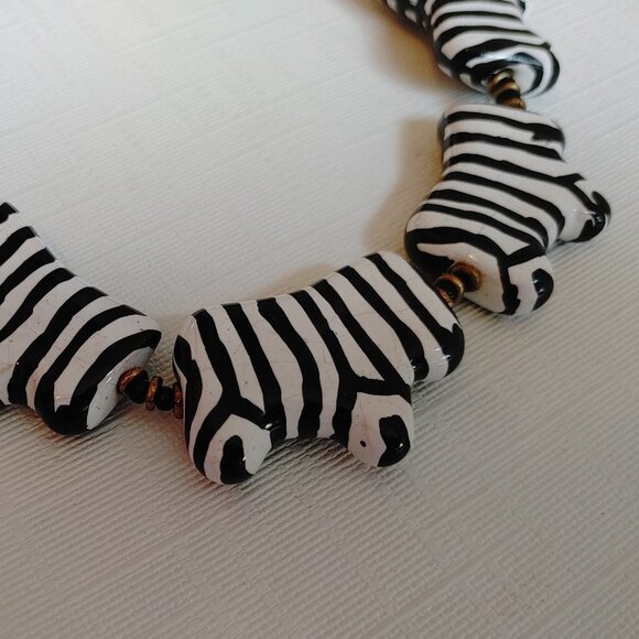 KAZURI Zebra Necklace Handmade in Kenya - Picture 3 of 5